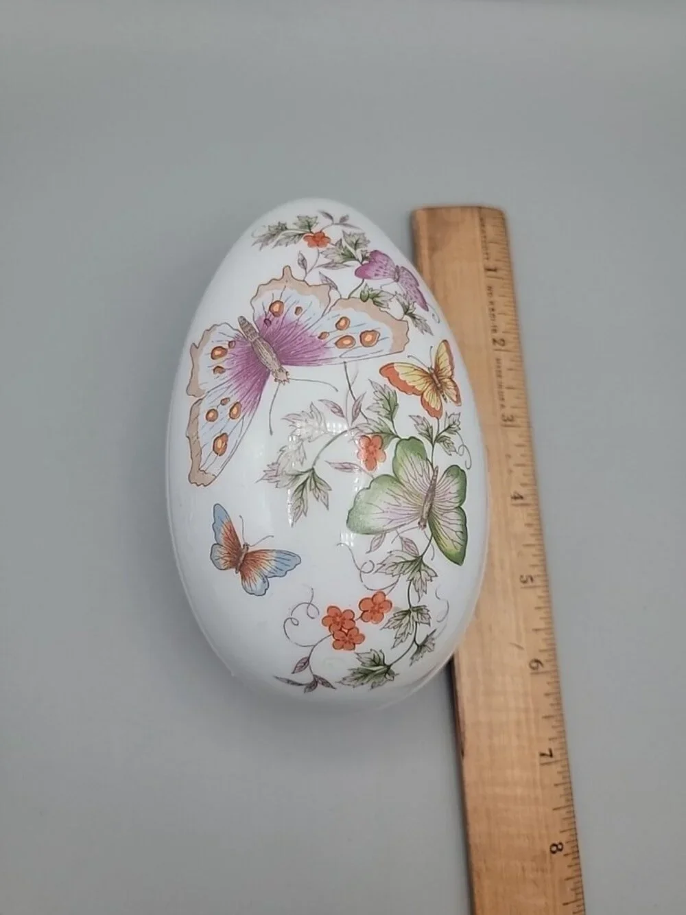 Vtg Avon Egg Shaped Trinket Box Hand Painted Floral Fine Porcelain 22k Trim 1974